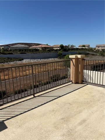 32865 Marin Fields Rd, Temecula, CA 92596