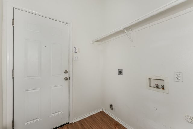 5051 Showdown Lane, Grand Prairie, TX 75052