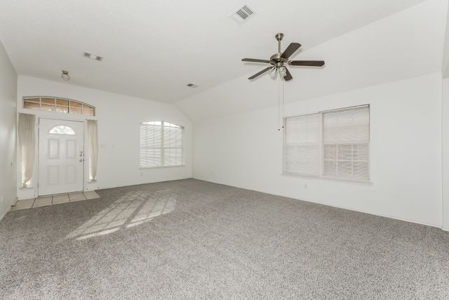 5051 Showdown Lane, Grand Prairie, TX 75052