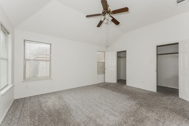 5051 Showdown Lane, Grand Prairie, TX 75052