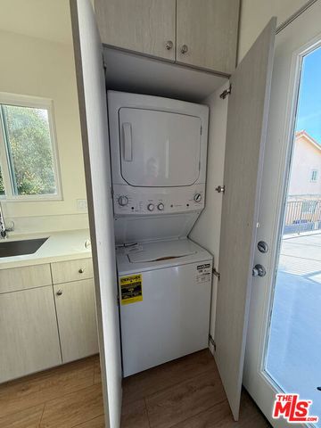 2320 Carnegie Lane B, Redondo Beach, CA 90278