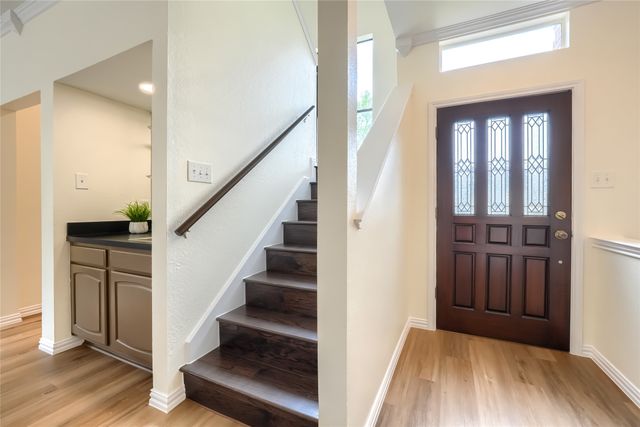 2157 Falcon Ridge Drive, Carrollton, TX 75010