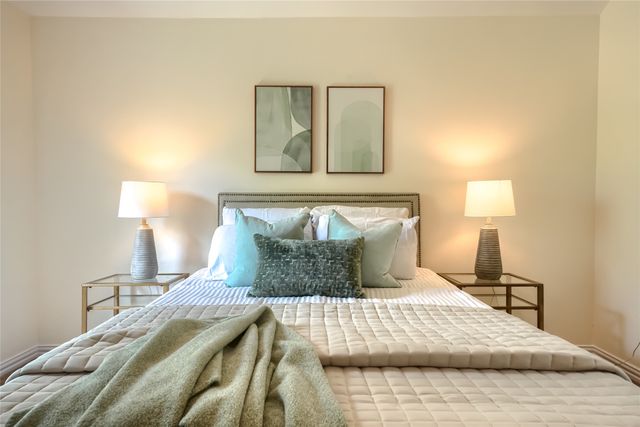 2157 Falcon Ridge Drive, Carrollton, TX 75010