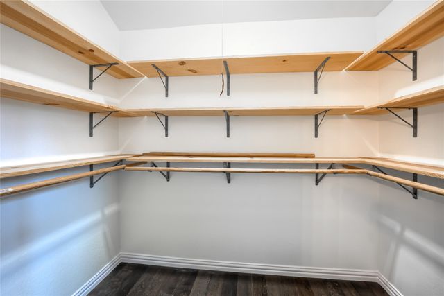 2157 Falcon Ridge Drive, Carrollton, TX 75010