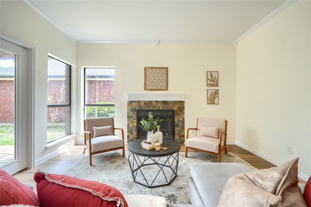 2157 Falcon Ridge Drive, Carrollton, TX 75010