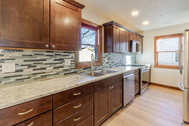 214 E ST ANNE, Rapid City, SD 57701