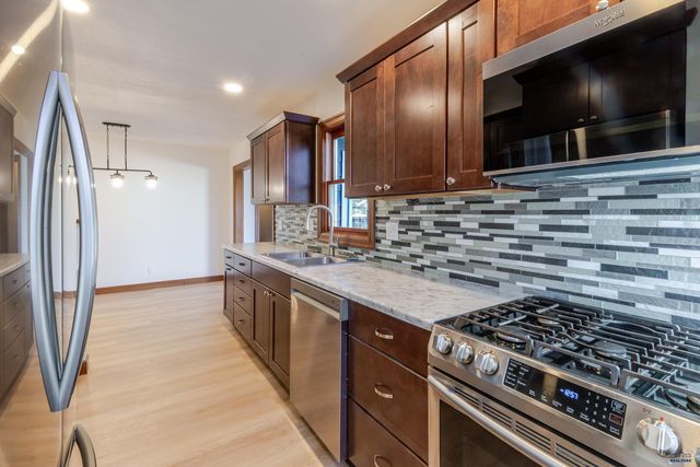 214 E ST ANNE, Rapid City, SD 57701