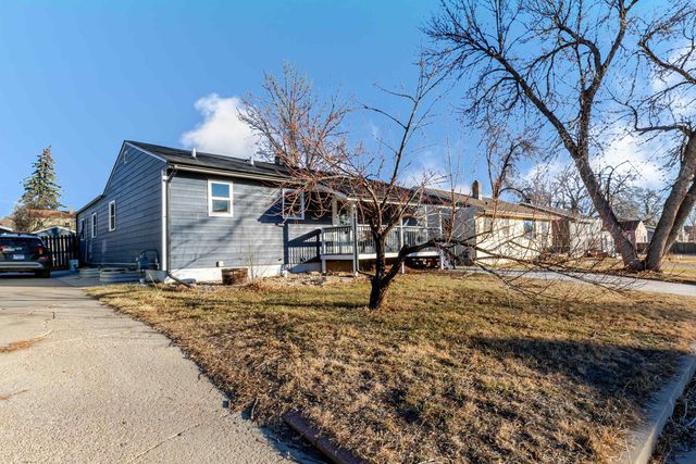 214 E ST ANNE, Rapid City, SD 57701