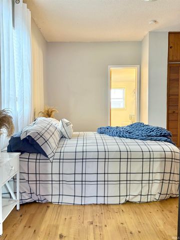 1927 Washington Avenue, Vincennes, IN 47591