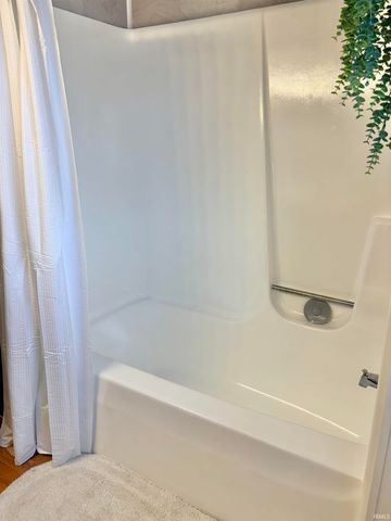 1927 Washington Avenue, Vincennes, IN 47591