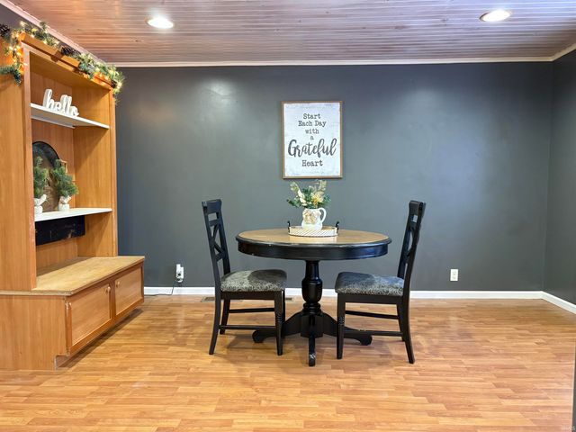 1927 Washington Avenue, Vincennes, IN 47591