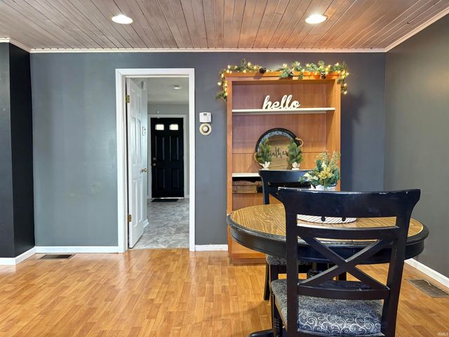 1927 Washington Avenue, Vincennes, IN 47591