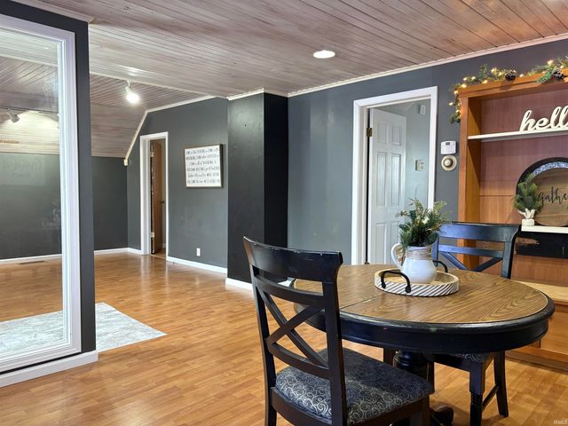 1927 Washington Avenue, Vincennes, IN 47591