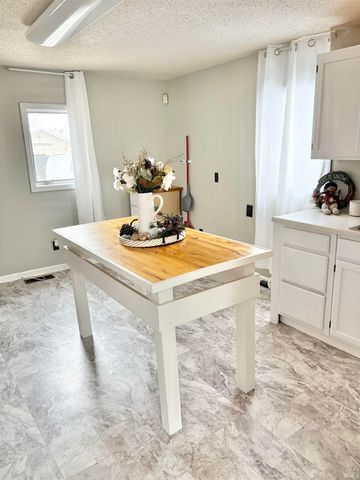 1927 Washington Avenue, Vincennes, IN 47591