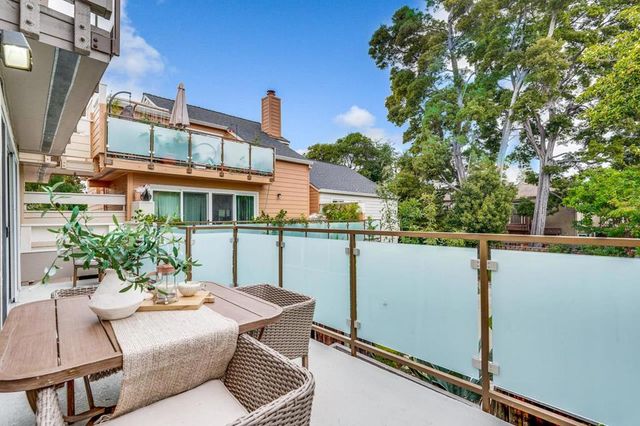 363 N Rengstorff Avenue 4, Mountain View, CA 94043