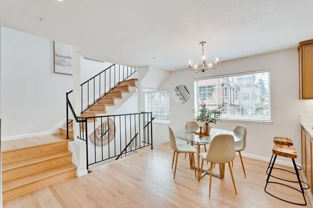 363 N Rengstorff Avenue 4, Mountain View, CA 94043