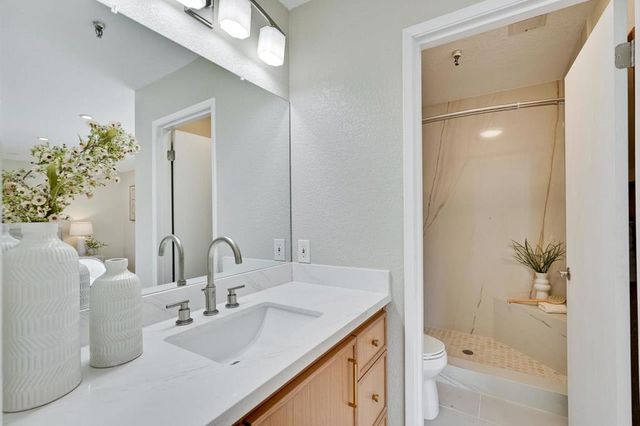 363 N Rengstorff Avenue 4, Mountain View, CA 94043
