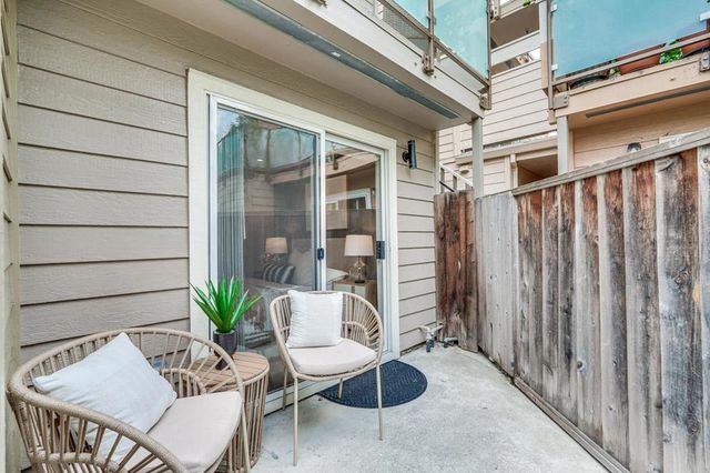 363 N Rengstorff Avenue 4, Mountain View, CA 94043