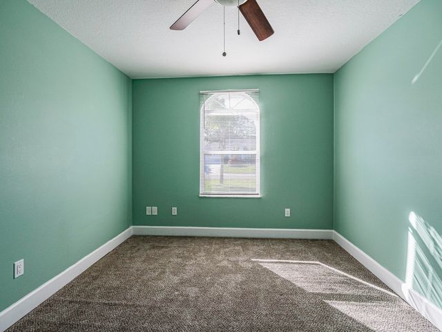 756 SW 18th Pl Place SW, Vero Beach, FL 32962