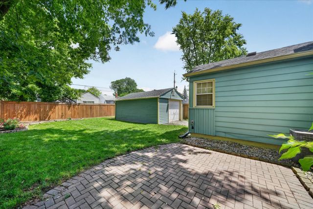 2331 Rowland Avenue, Royal Oak City, MI 48067