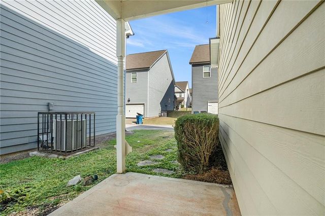 1821 Laurel Green Way, Atlanta, GA 30344