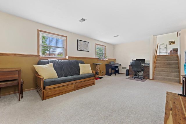 N49W14033 Brook Falls DRIVE, Menomonee Falls, WI 53051