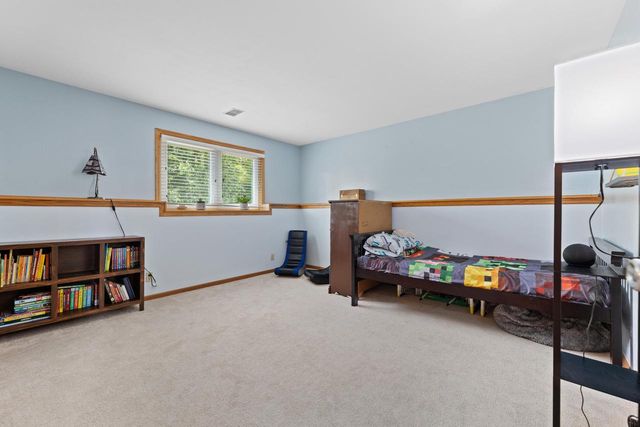 N49W14033 Brook Falls DRIVE, Menomonee Falls, WI 53051