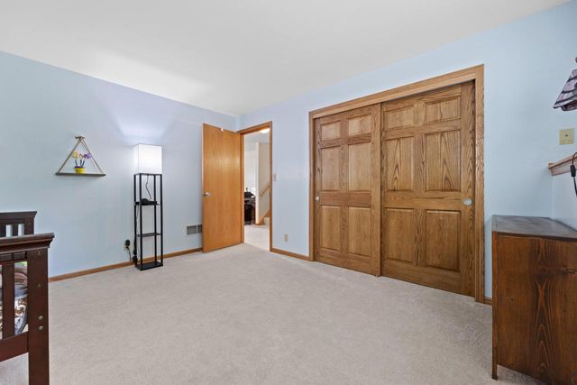 N49W14033 Brook Falls DRIVE, Menomonee Falls, WI 53051