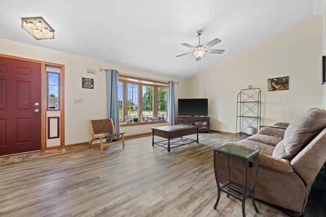 N49W14033 Brook Falls DRIVE, Menomonee Falls, WI 53051