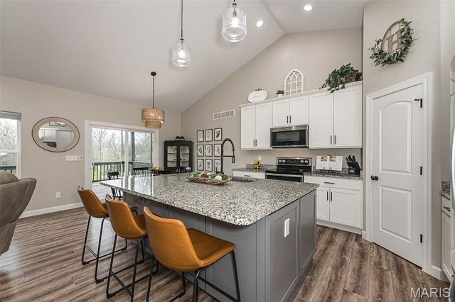 31899 Tea Olive Drive, Foristell, MO 63348