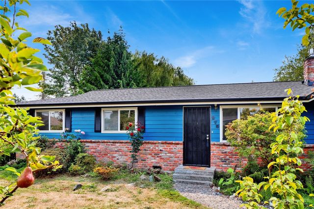875 Adelia Street, Blaine, WA 98230