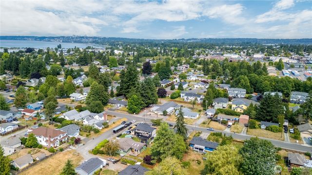 875 Adelia Street, Blaine, WA 98230