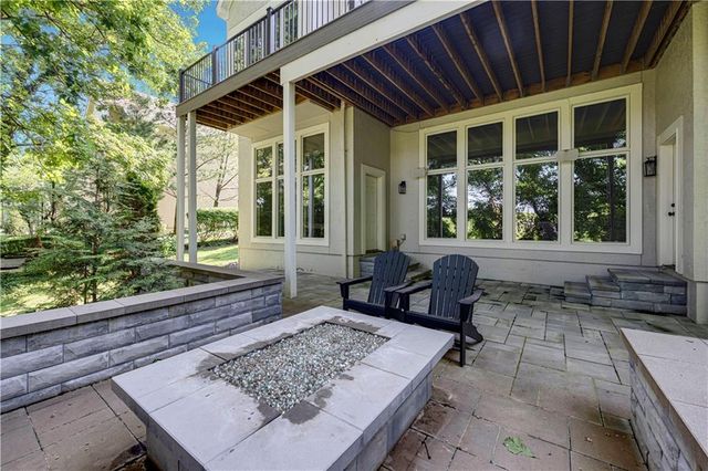 15448 Iron Horse Circle, Leawood, KS 66224