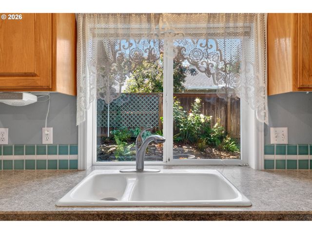 15424 Ne ANDRA Pl, Portland, OR 97230