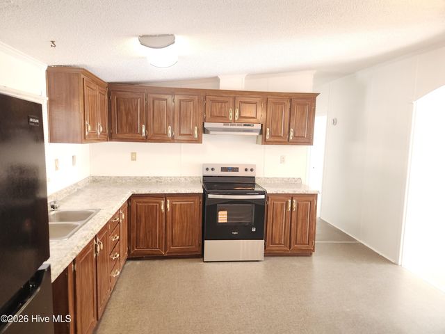 2910 Jeremy Street SW, Supply, NC 28462