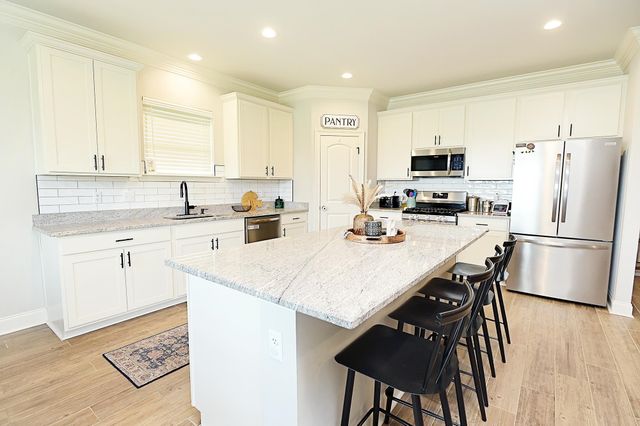 221 Peacock Pointe, Thibodaux, LA 70301