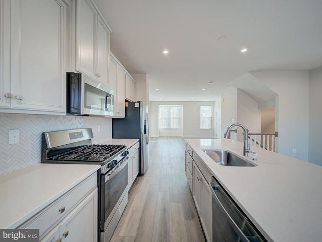 9502 AUTUMN BERRY PL, Montgomery Village, MD 20886