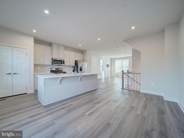 9502 AUTUMN BERRY PL, Montgomery Village, MD 20886