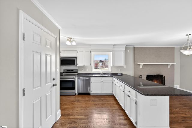 189 Birchwood Drive, Roebuck, SC 29376