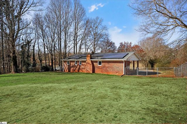 189 Birchwood Drive, Roebuck, SC 29376