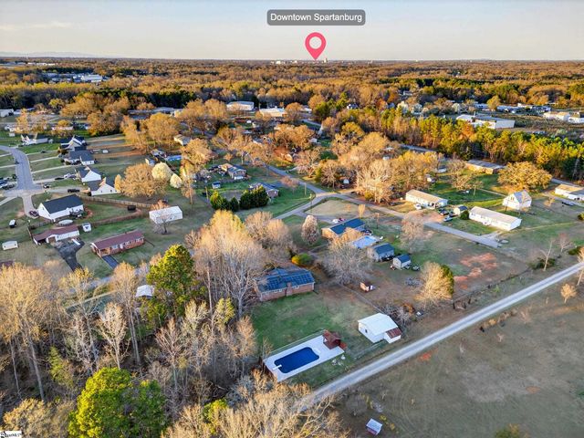 189 Birchwood Drive, Roebuck, SC 29376