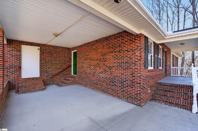 189 Birchwood Drive, Roebuck, SC 29376