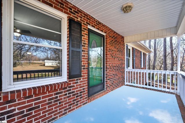 189 Birchwood Drive, Roebuck, SC 29376