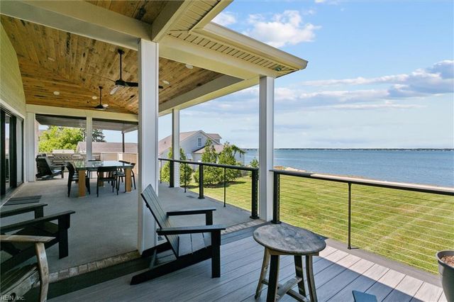 1506 Dandy Loop RD, Yorktown, VA 23692