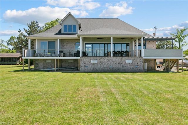 1506 Dandy Loop RD, Yorktown, VA 23692