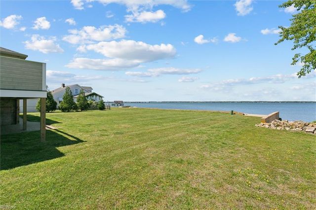 1506 Dandy Loop RD, Yorktown, VA 23692