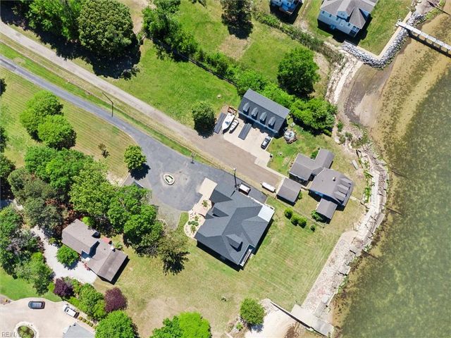 1506 Dandy Loop RD, Yorktown, VA 23692