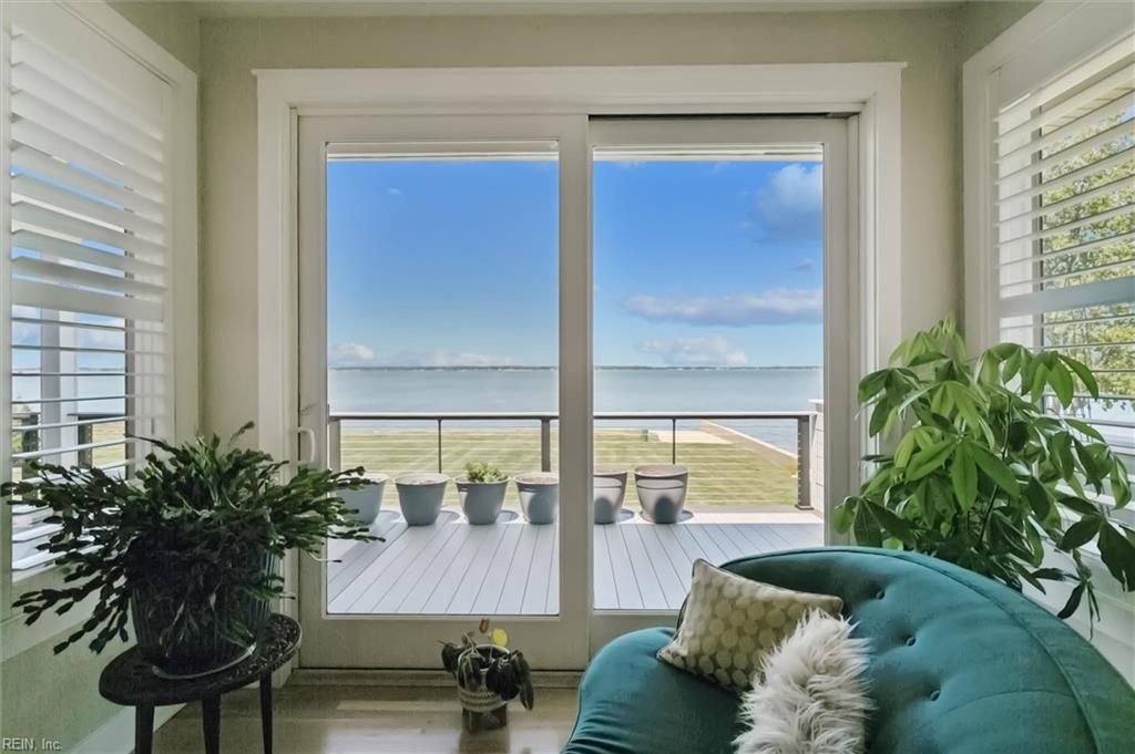 1506 Dandy Loop RD, Yorktown, VA 23692