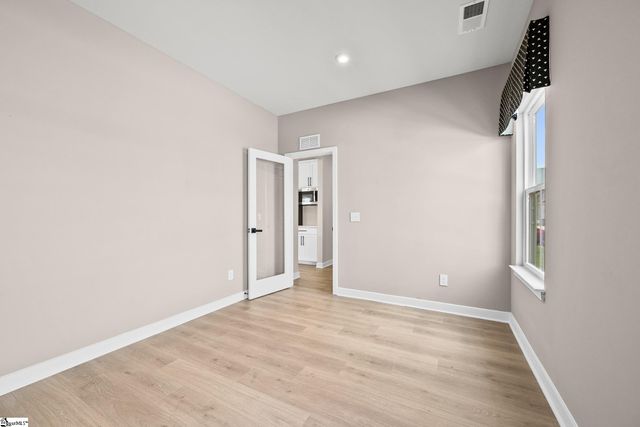 798 Lady Fern Drive, Woodruff, SC 29388