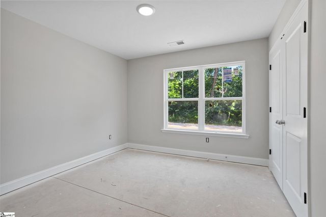217 Buckingham Road, Duncan, SC 29334